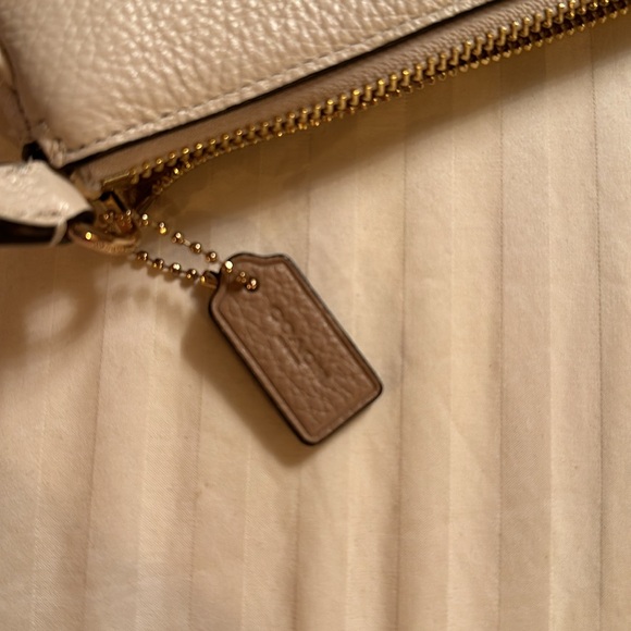 Coach Nolita 19 with Horse and Carriage c4653 Handbag Small Convertible Strap - Picture 5 of 5